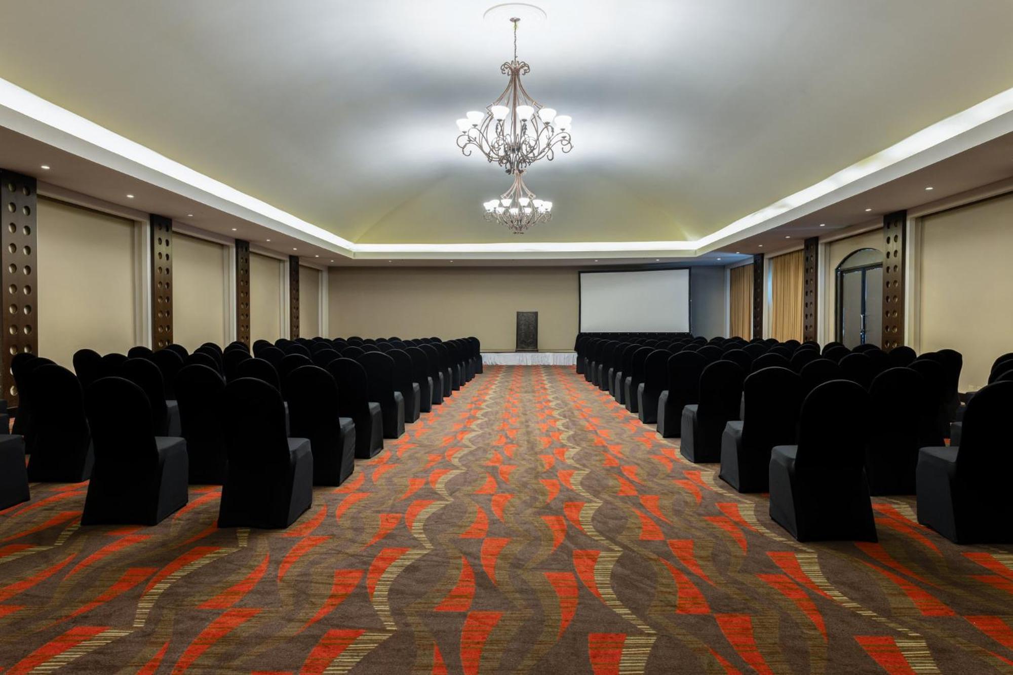Hotel Canal By Ihg 4*